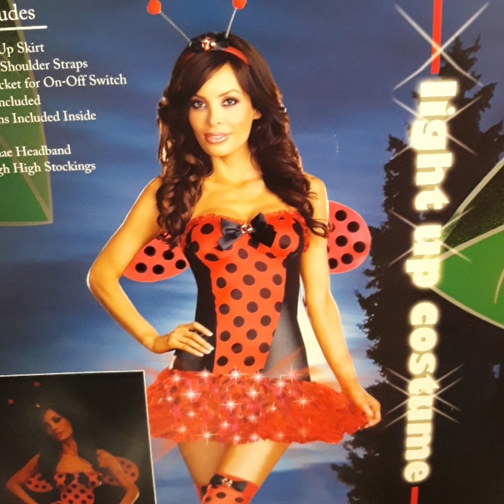 Costume
